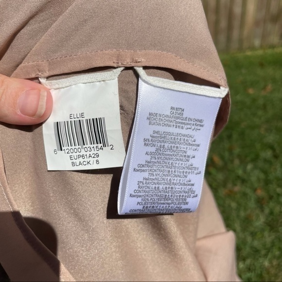 BCBGMAXAZRIA Black Nude Lace Tiered Skirt Ellie Dress 8 - Picture 8 of 16